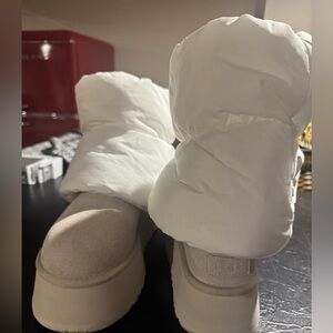 UGG Cream Mini Dipper Puffer Boots